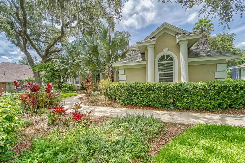 4914 SYLVAN OAKS DRIVE VALRICO, FL 33596