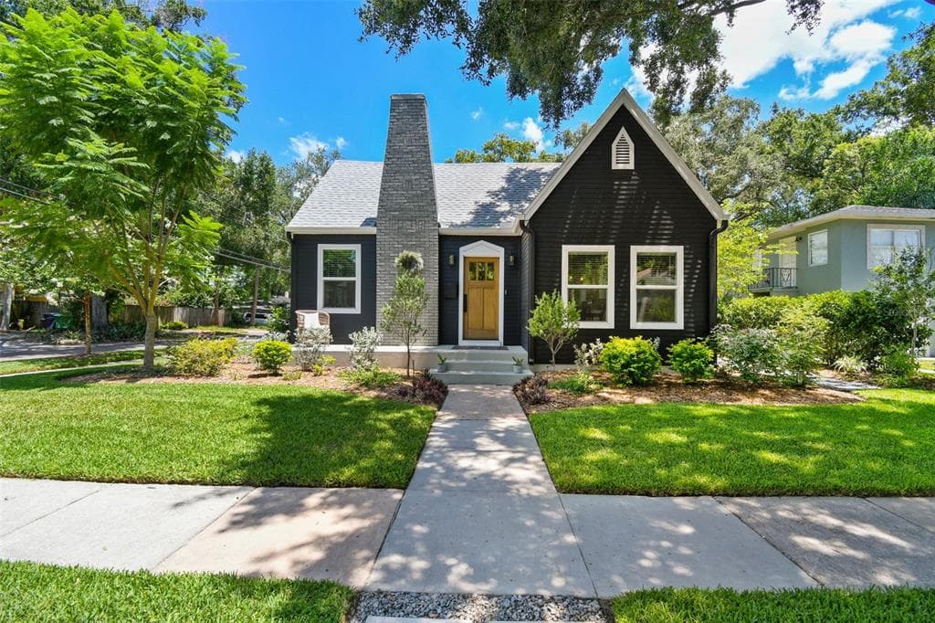 821 W CORAL STREET TAMPA, FL 33602