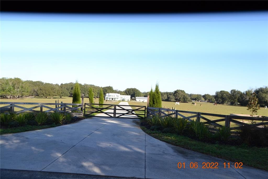 11634 DAVIS POOL ROAD SEFFNER, FL 33584