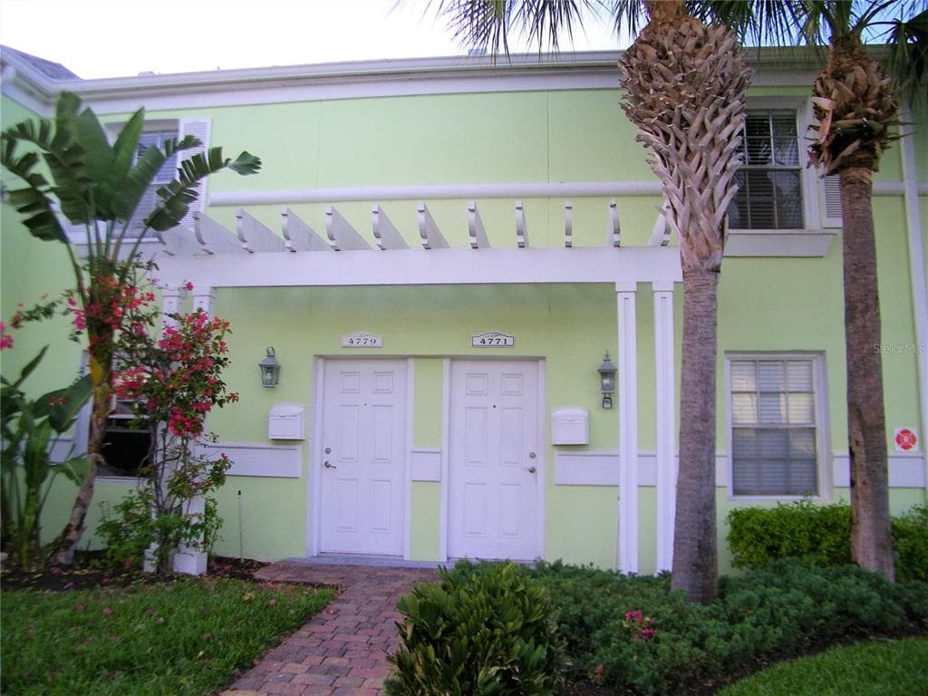 4799 COQUINA KEY DRIVE SE ST PETERSBURG, FL 33705