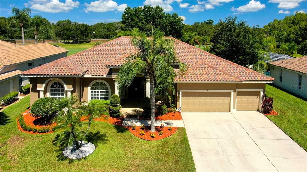 1108 BERKSHIRE LANE TARPON SPRINGS, FL 34688