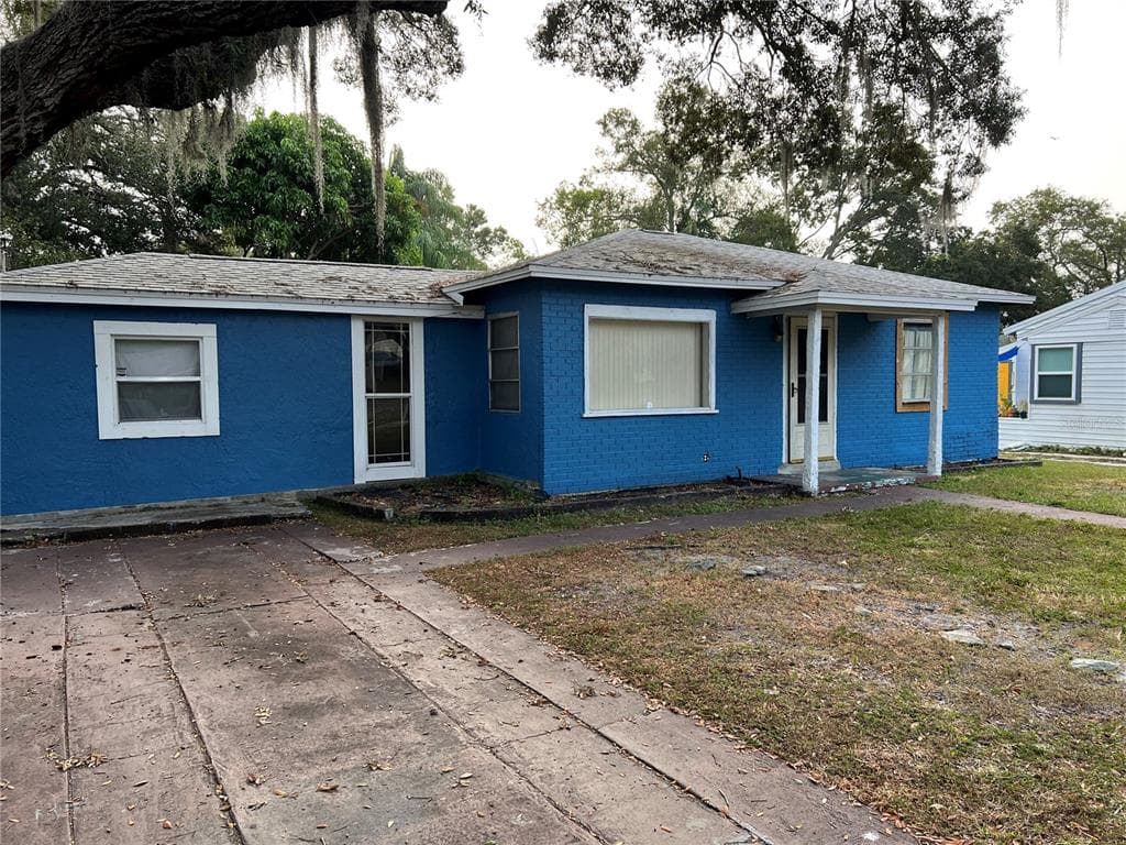 1711 N WASHINGTON AVENUE CLEARWATER, FL 33755