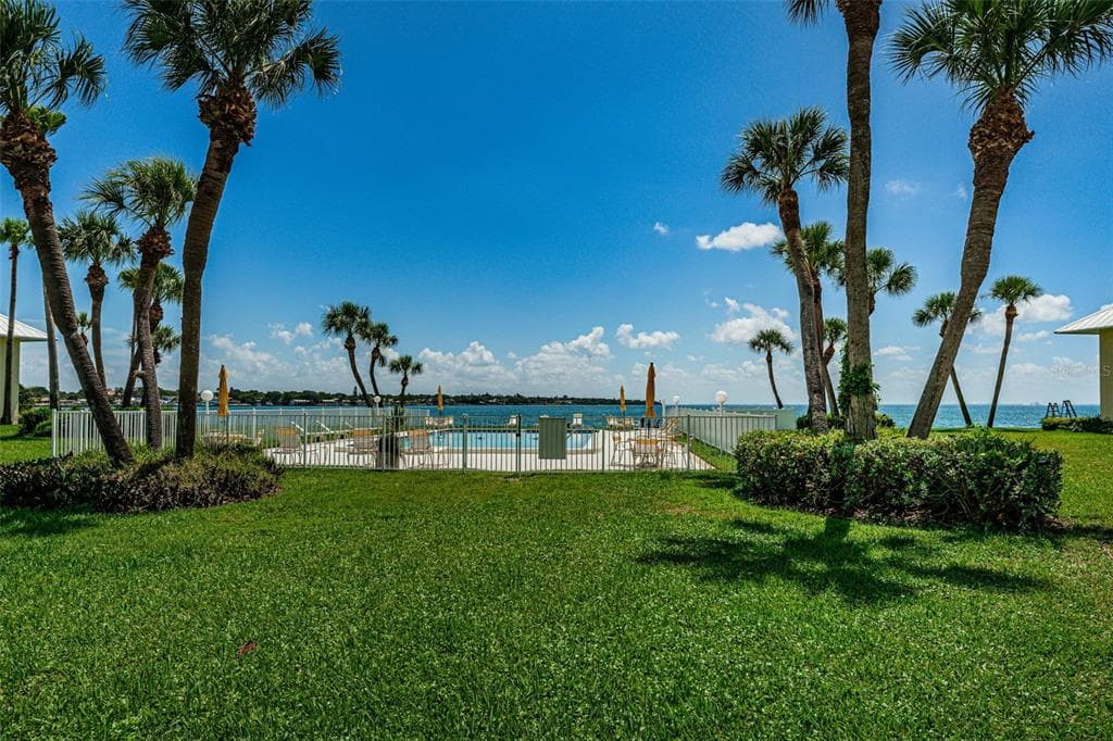 7310 SUNSHINE SKYWAY LANE S UNIT 114