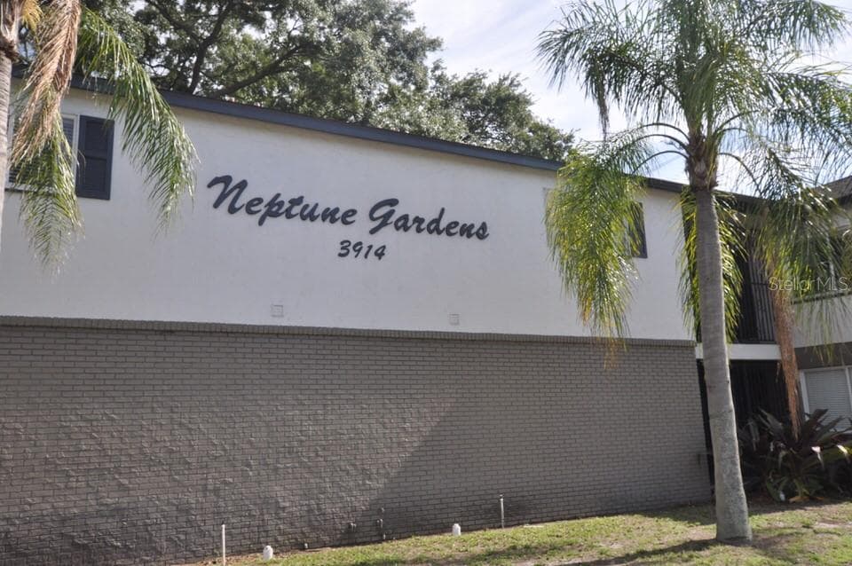 3914 W NEPTUNE STREET UNIT 12 TAMPA, FL 33629