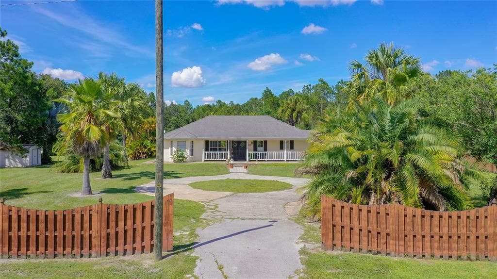 4828 FOXWOOD BOULEVARD WESLEY CHAPEL, FL 33543