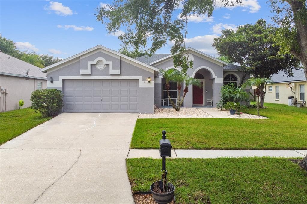4605 DAVENTRY PL VALRICO, FL 33596