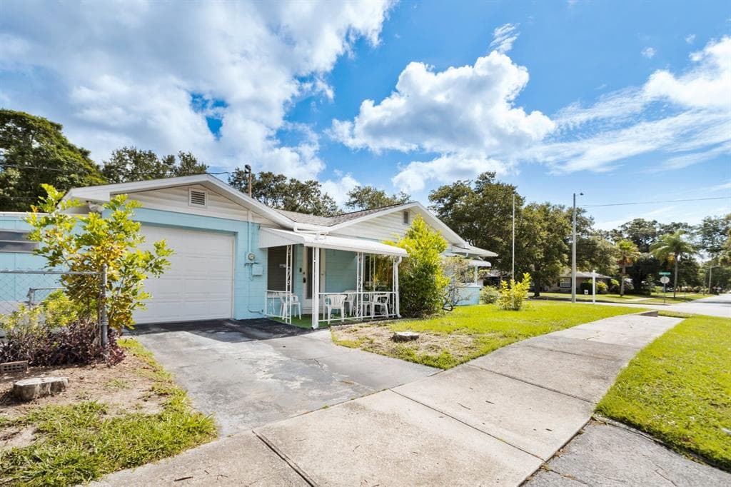 5000 DR MARTIN LUTHER KING JR STREET N ST PETERSBURG, FL 33703