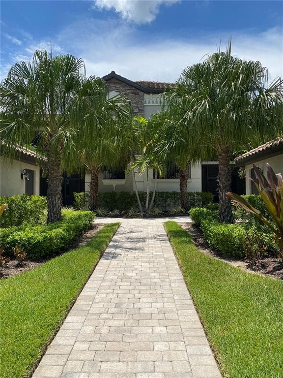 5547 PALMER CIRCLE UNIT 104 BRADENTON, FL 34211