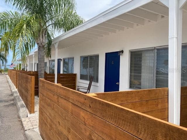 2035 EDGEWATER DRIVE UNIT 8 CLEARWATER, FL 33755