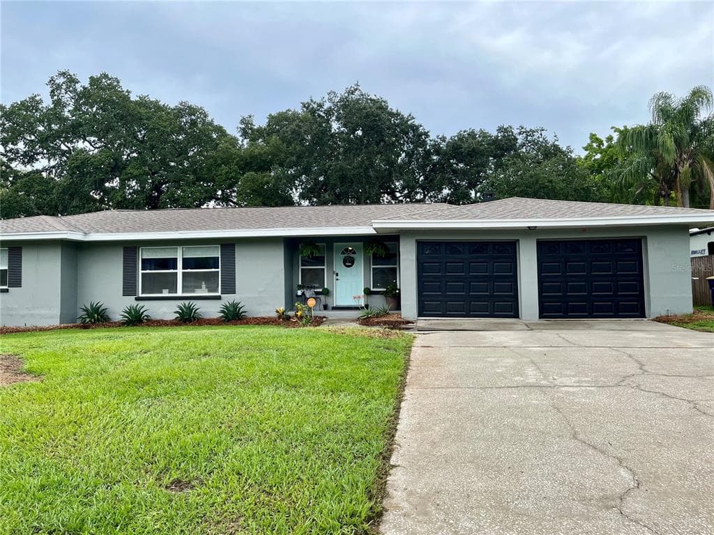 812 S DUNCAN AVENUE CLEARWATER, FL 33756