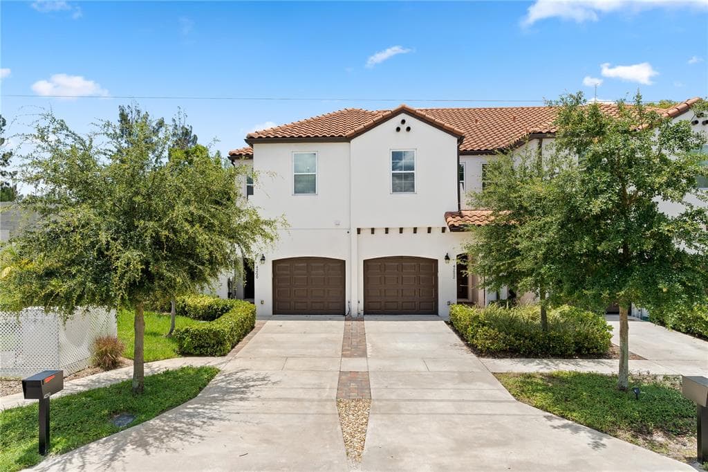 4250 W CARMEN