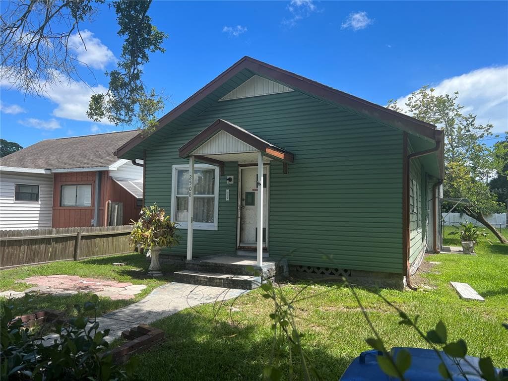 2508 40TH AVENUE N ST PETERSBURG, FL 33714