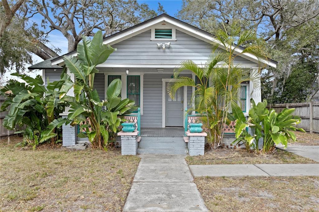 456 WOOD STREET DUNEDIN, FL 34698