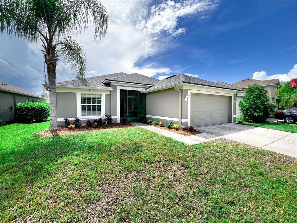 8438 CARRIAGE POINTE DRIVE GIBSONTON, FL 33534