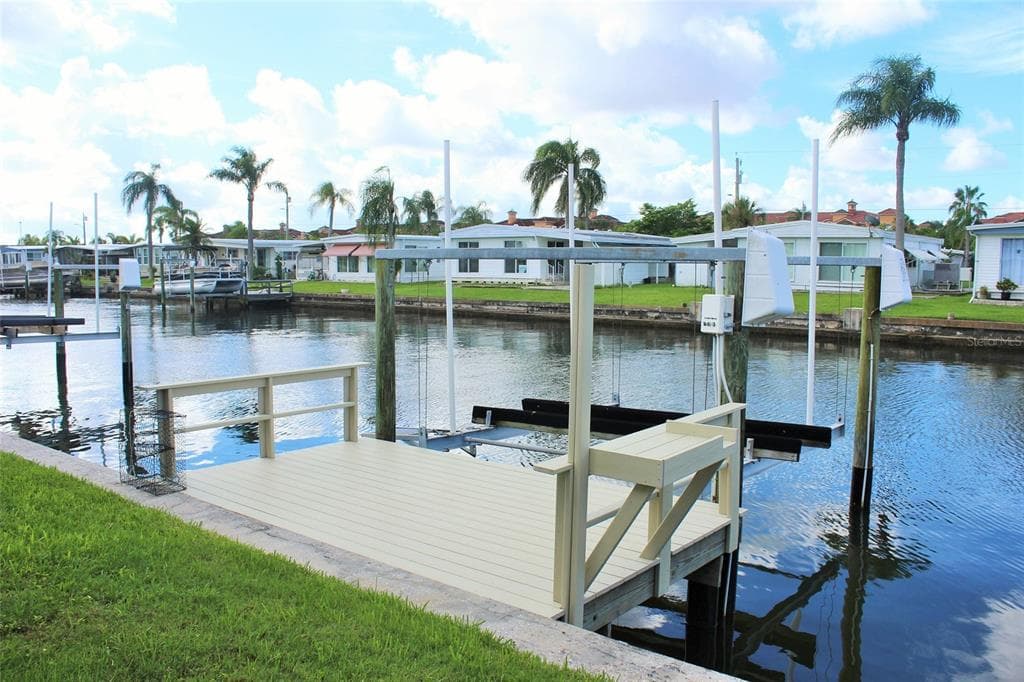 18675 US HIGHWAY 19 N UNIT 227 CLEARWATER, FL 33764