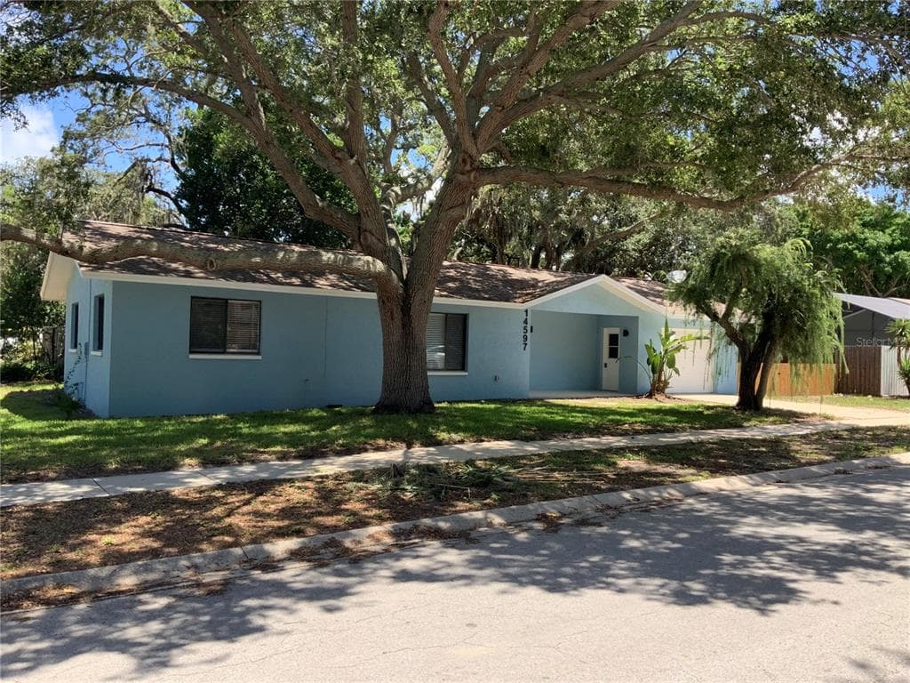 14597 VISTA LANE LARGO, FL 33774