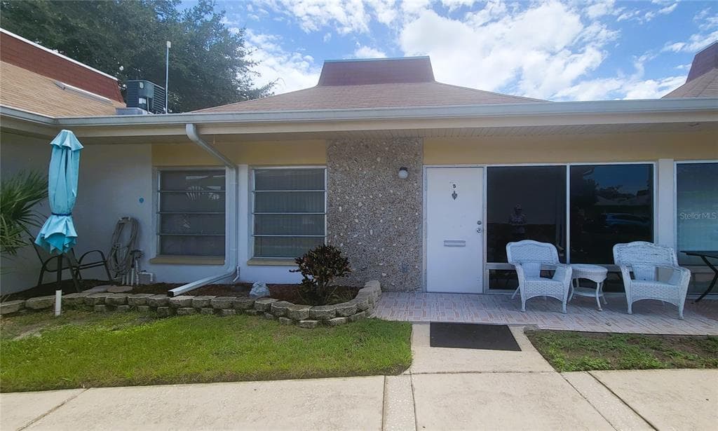 4371 TAHITIAN GARDENS CIRCLE UNIT B HOLIDAY, FL 34691