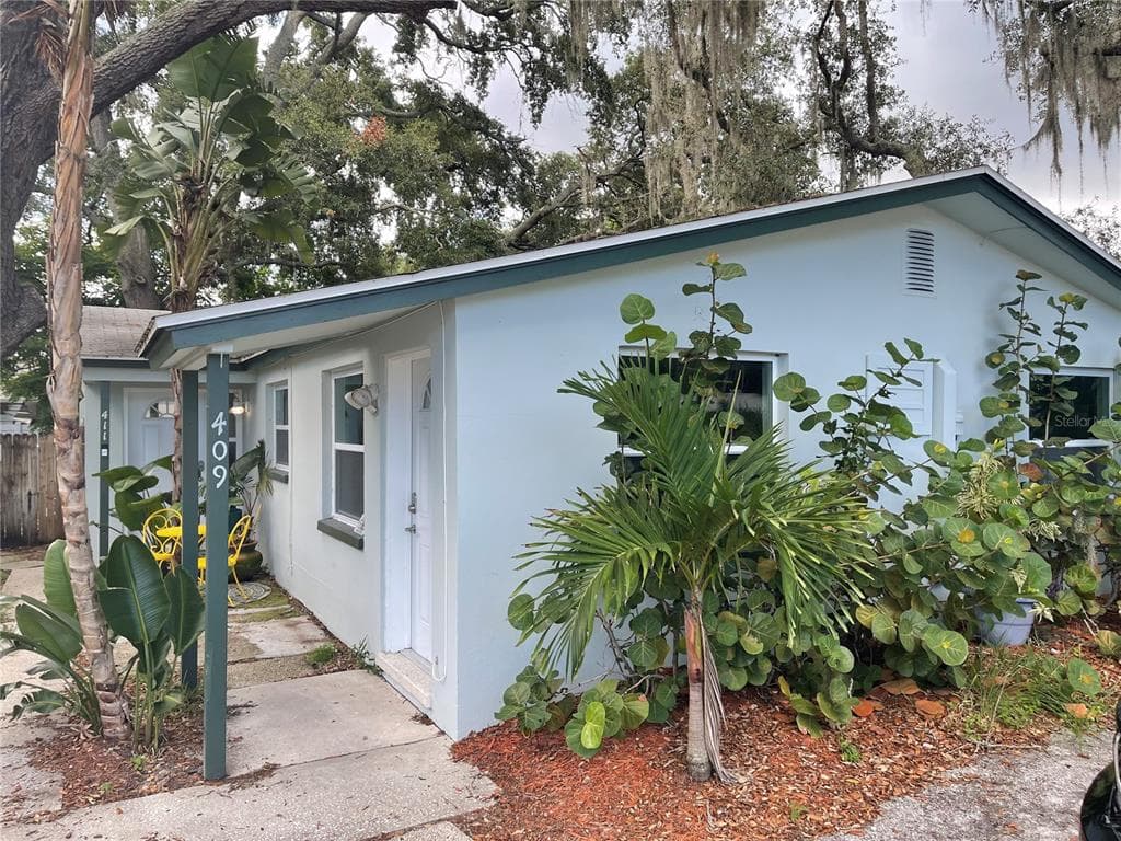 409 MILWAUKEE AVENUE DUNEDIN, FL 34698