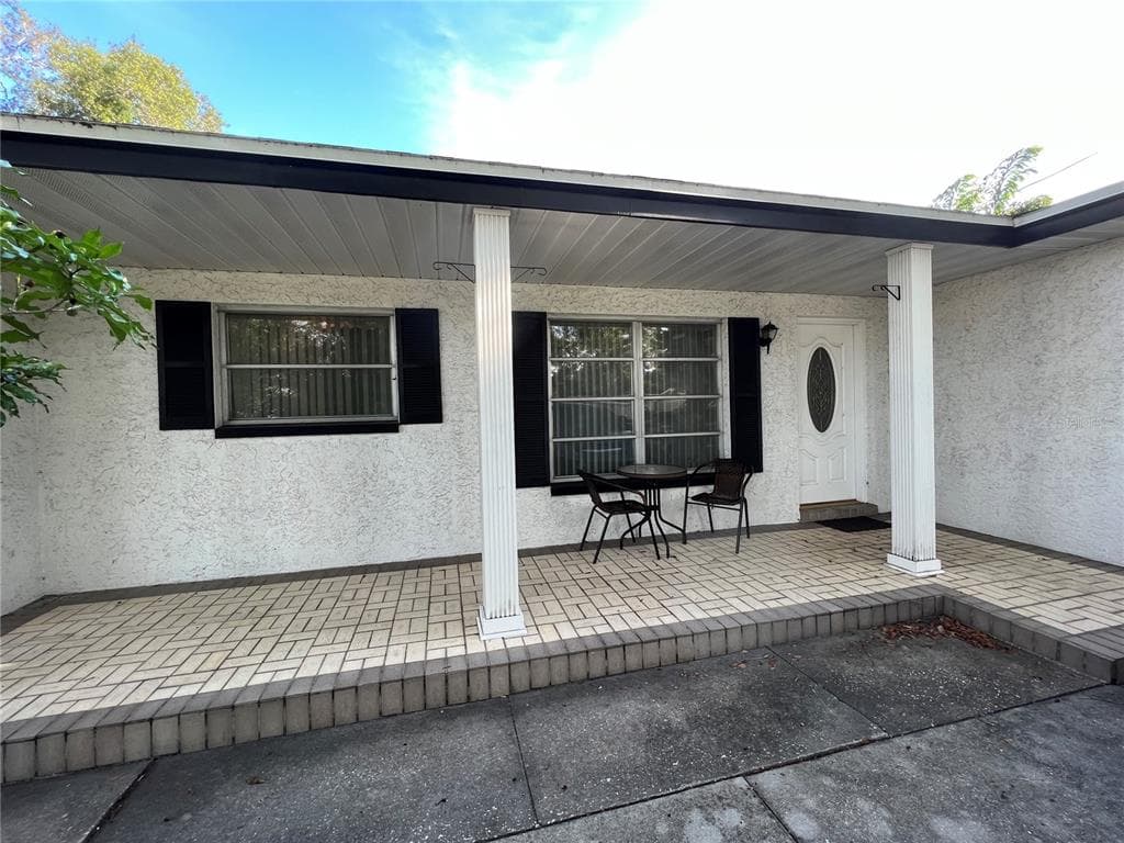 1309 LAKEVIEW ROAD CLEARWATER, FL 33756
