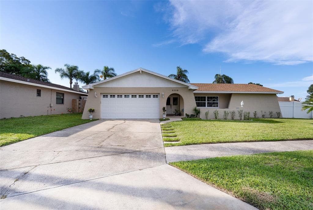 2228 STACY COURT