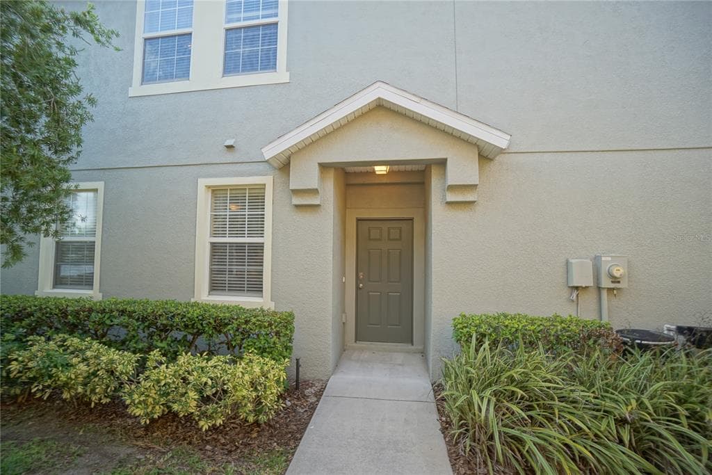 8911 MOONLIT MEADOWS LOOP RIVERVIEW, FL 33578