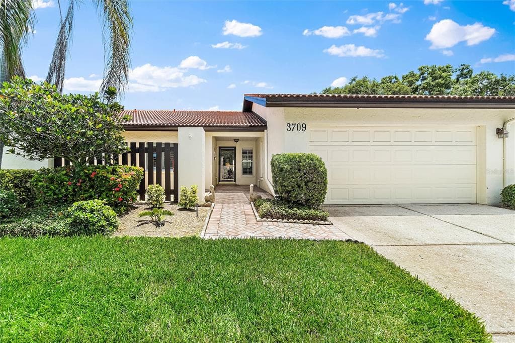 3709 MIGUEL WAY UNIT 8602 SARASOTA, FL 34232