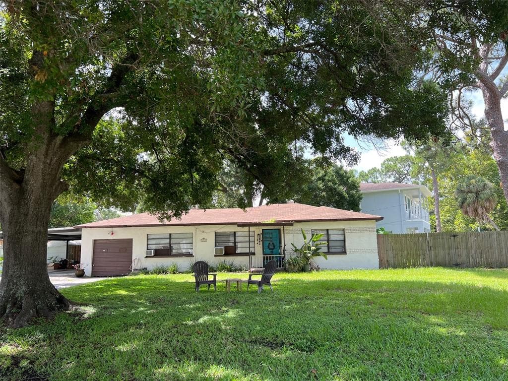 4010 W KNIGHTS AVENUE TAMPA, FL 33611