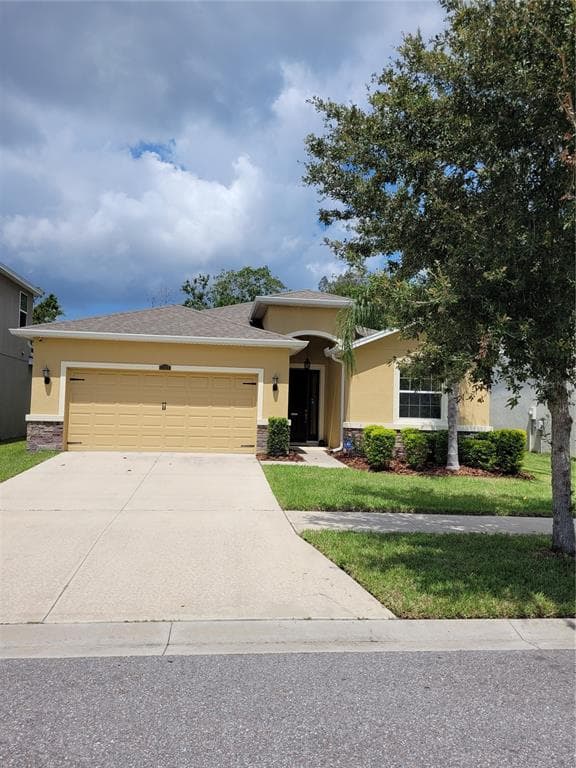 11417 WARREN OAKS PLACE