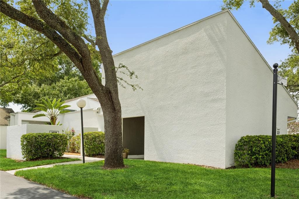 14118 CYPRESS RUN TAMPA, FL 33618