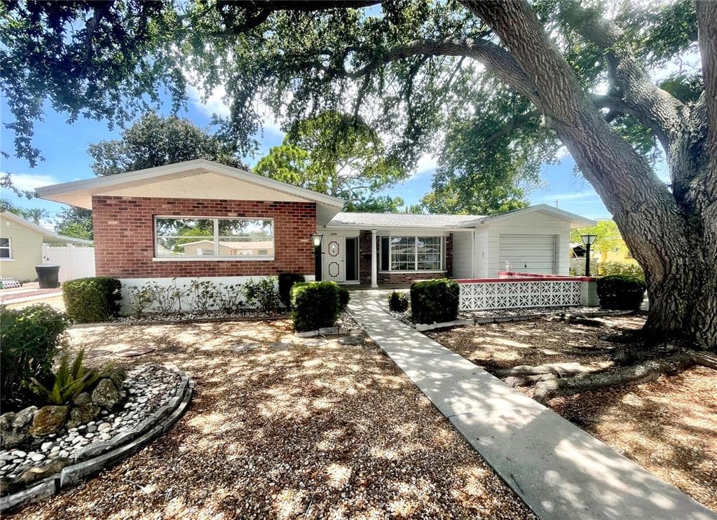 3200 61ST STREET N ST PETERSBURG, FL 33710