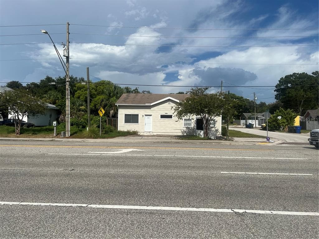 1725 CLEARWATER LARGO ROAD CLEARWATER, FL 33756