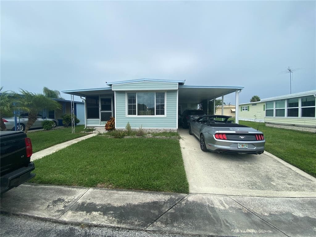 3235 LANARK DRIVE