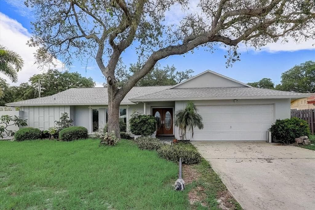 14421 102ND AVENUE LARGO, FL 33774