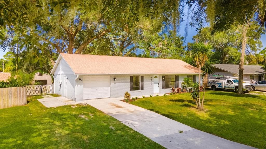3211 YULE TREE DRIVE EDGEWATER, FL 32141