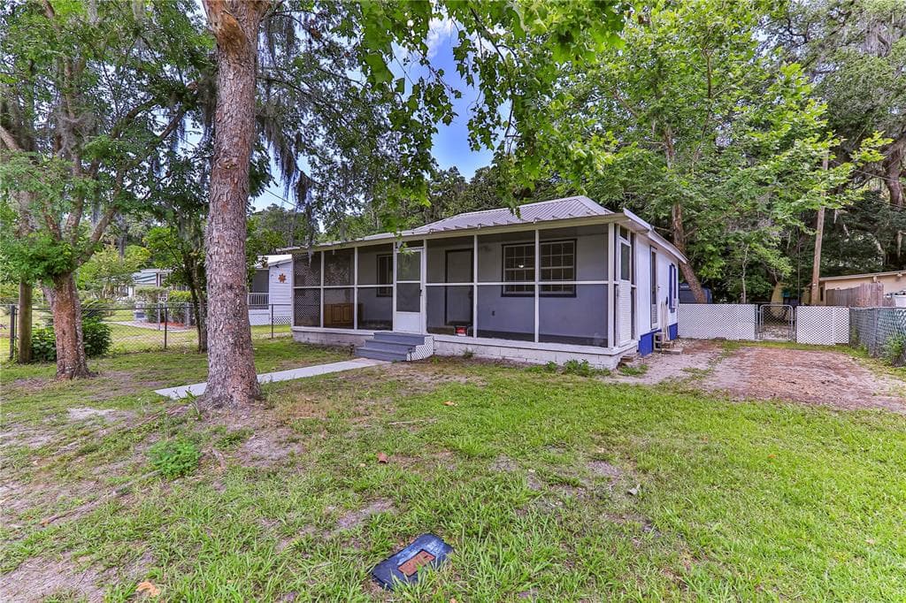 14 ELKINS ROAD INGLIS, FL 34449