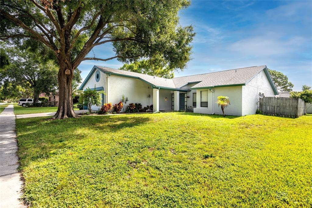 3810 SARAZEN DRIVE NEW PORT RICHEY, FL 34655