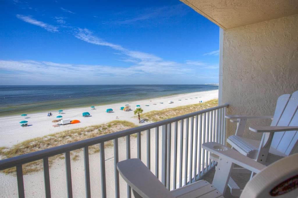 9980 GULF BOULEVARD UNIT 521 TREASURE ISLAND, FL 33706