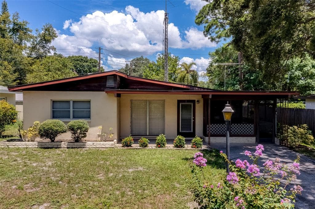 2326 AMERICUS DRIVE CLEARWATER, FL 33763