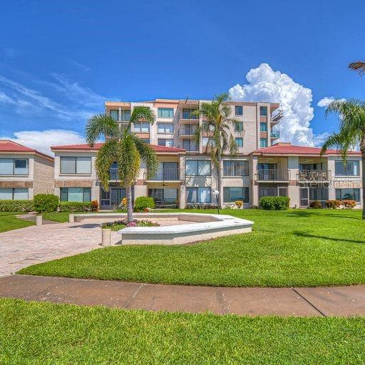 6268 PALMA DEL MAR BOULEVARD S UNIT 302 ST PETERSBURG, FL 33715