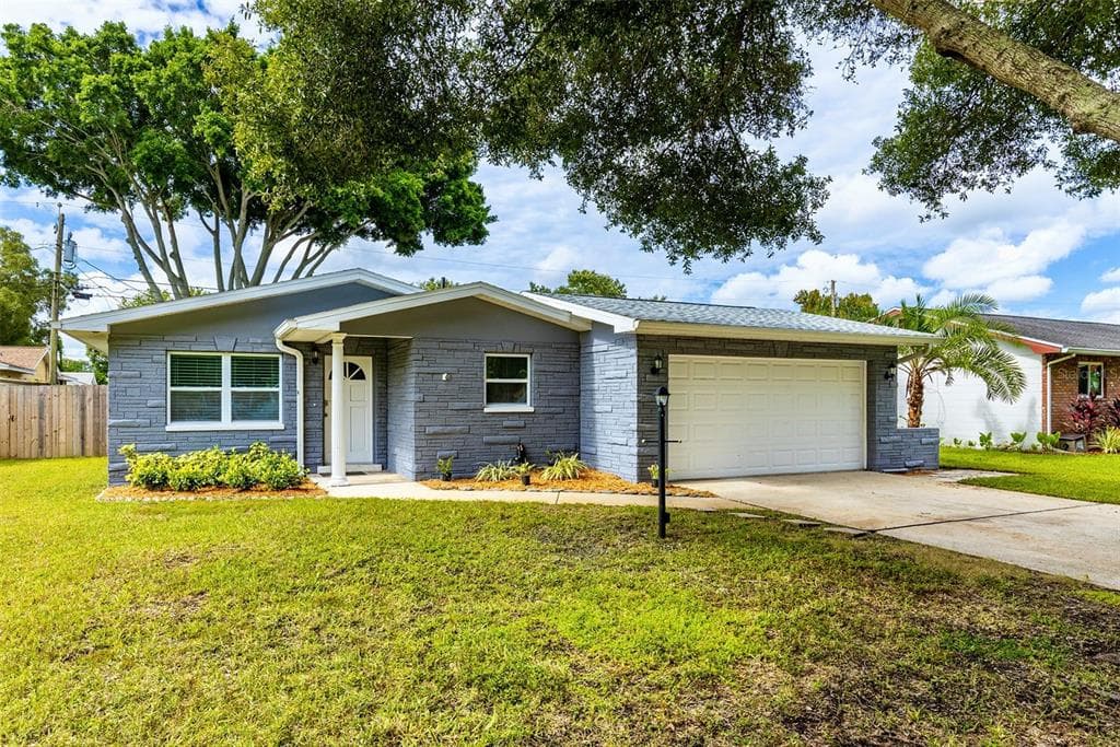 11110 105TH AVENUE N LARGO, FL 33778