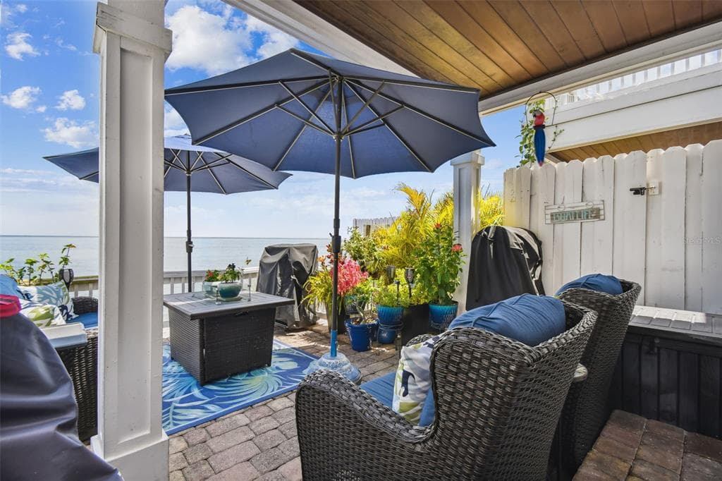 5154 COQUINA KEY DRIVE SE