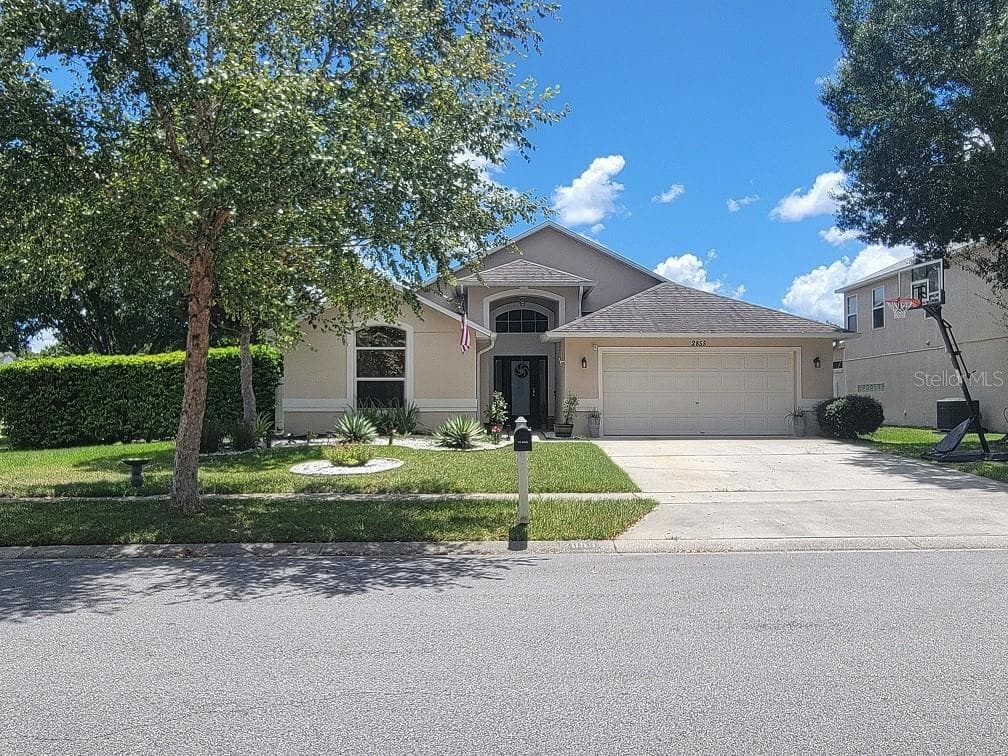2855 STRAND CIRCLE OVIEDO, FL 32765