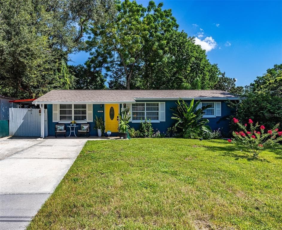 4204 E PARIS STREET TAMPA, FL 33610