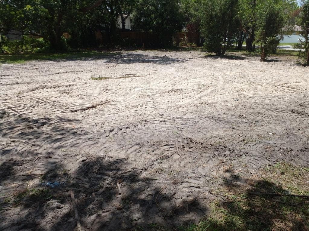 1704 W PERIO STREET TAMPA, FL 33612