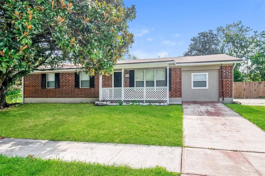 1007 WINSTONIAN WAY STREET JACKSONVILLE, FL 32221