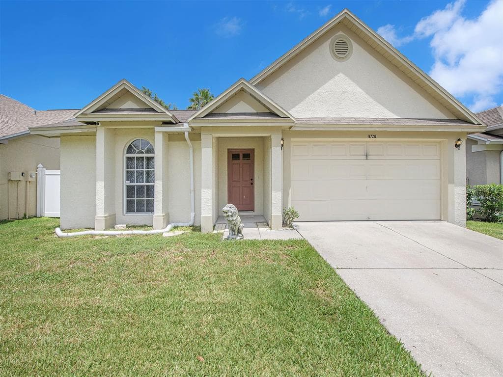 9720 LITTLE POND WAY TAMPA, FL 33647