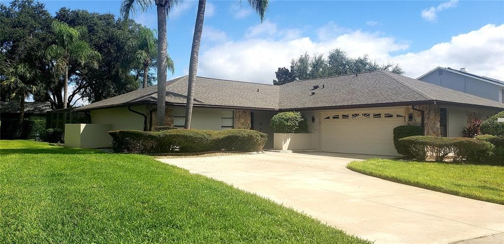 3204 BLUFFS DRIVE
