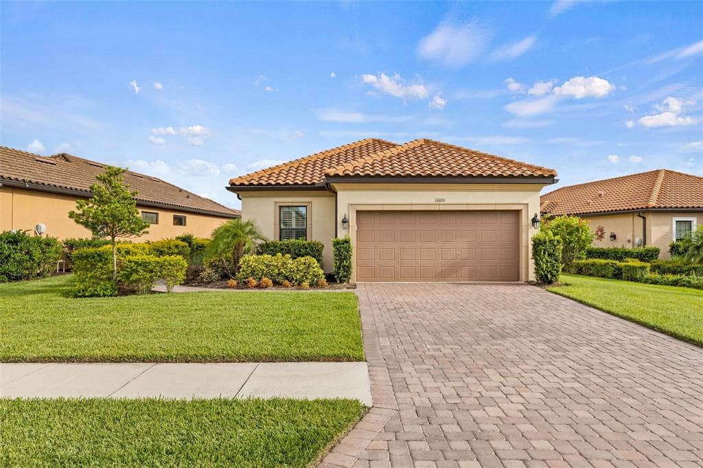 11600 CALLISIA DRIVE ODESSA, FL 33556