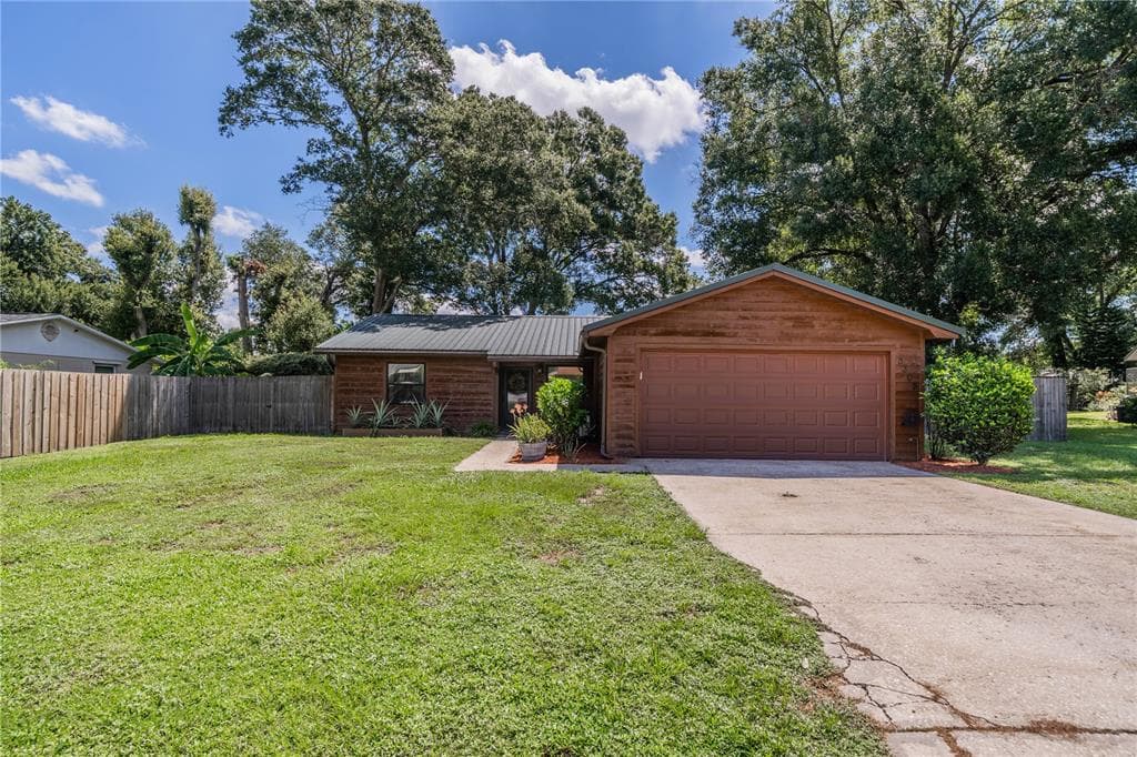 3309 KING CHARLES CIRCLE SEFFNER, FL 33584