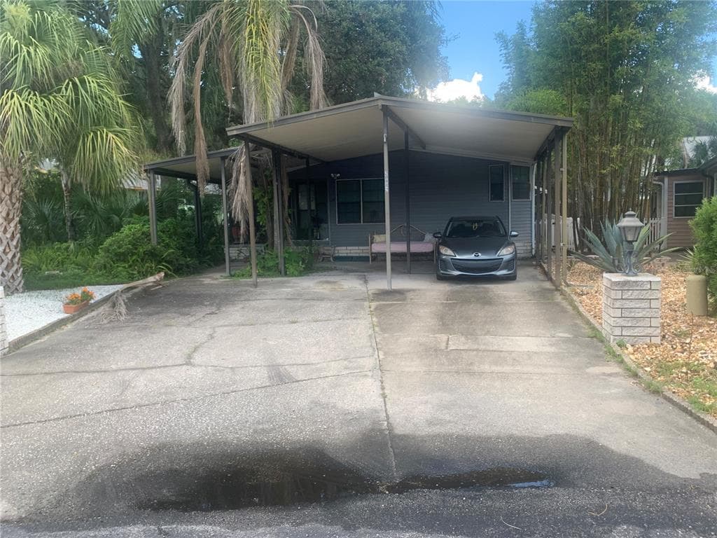 20942 LITTLE MAGENS LOOP LUTZ, FL 33558